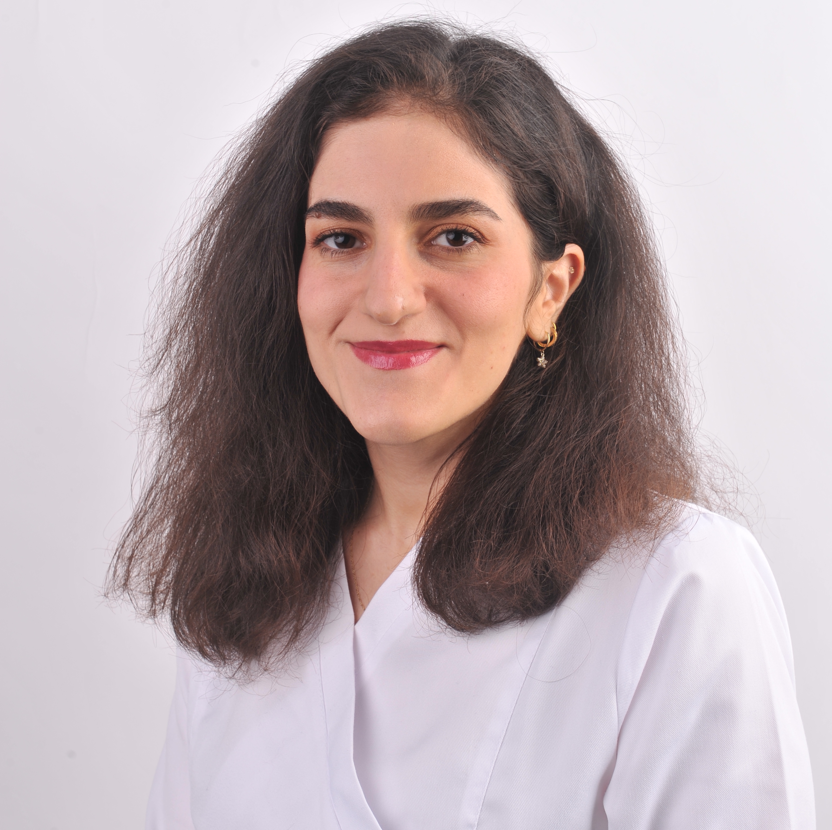 Zahnärztin Ladan JamaliDentsPro